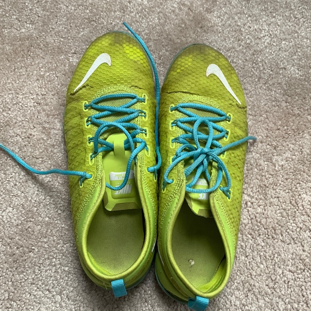 nike running shoes